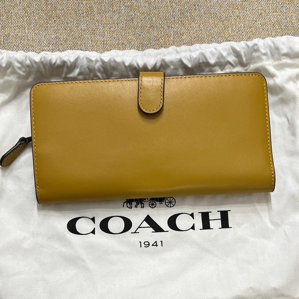 ❤️ Coach Mustard Yellow Leather Wallet - Picture 5 of 11